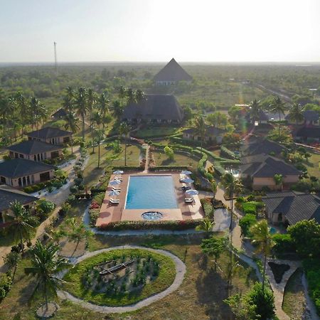 The Sands Beach Resort Бвейю Екстер'єр фото