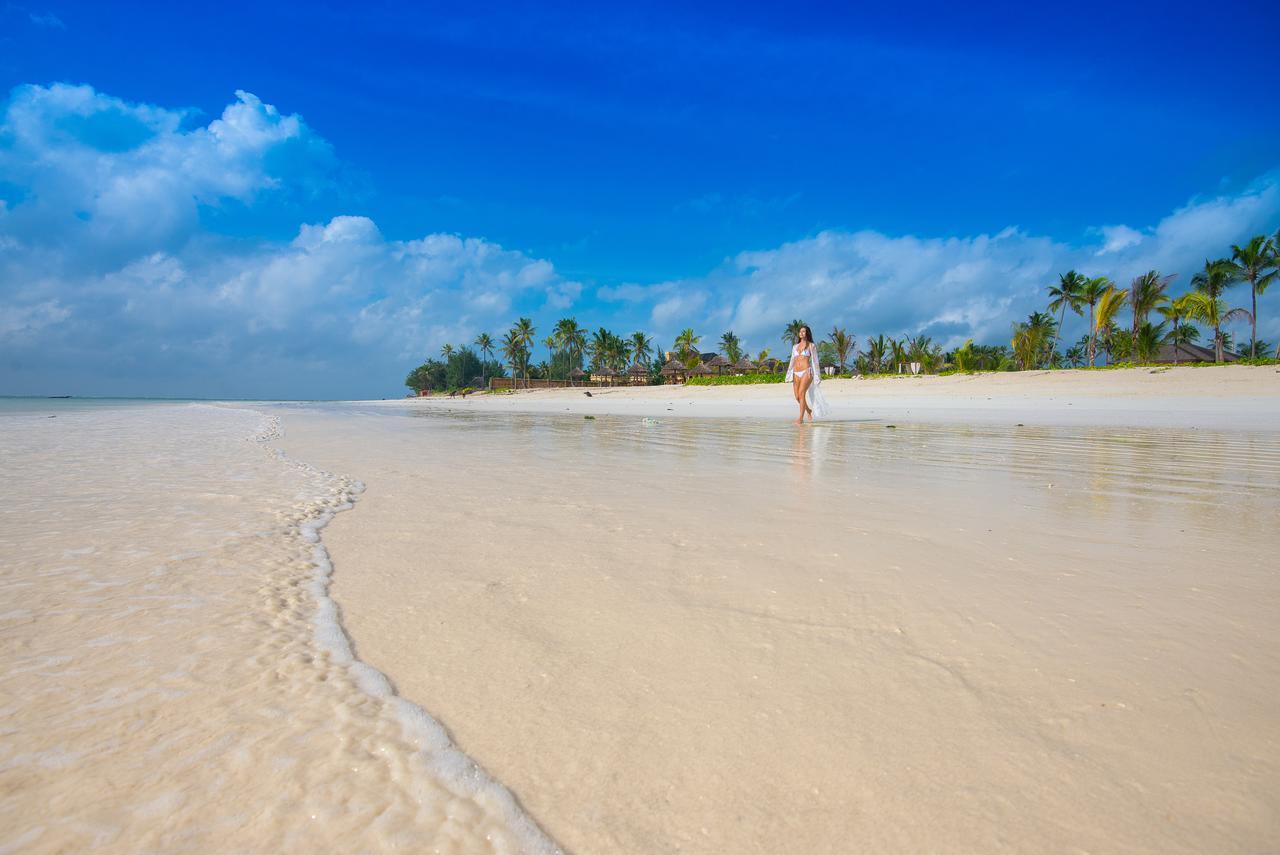 The Sands Beach Resort Бвейю Екстер'єр фото
