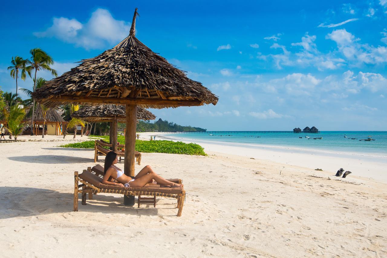 The Sands Beach Resort Бвейю Екстер'єр фото