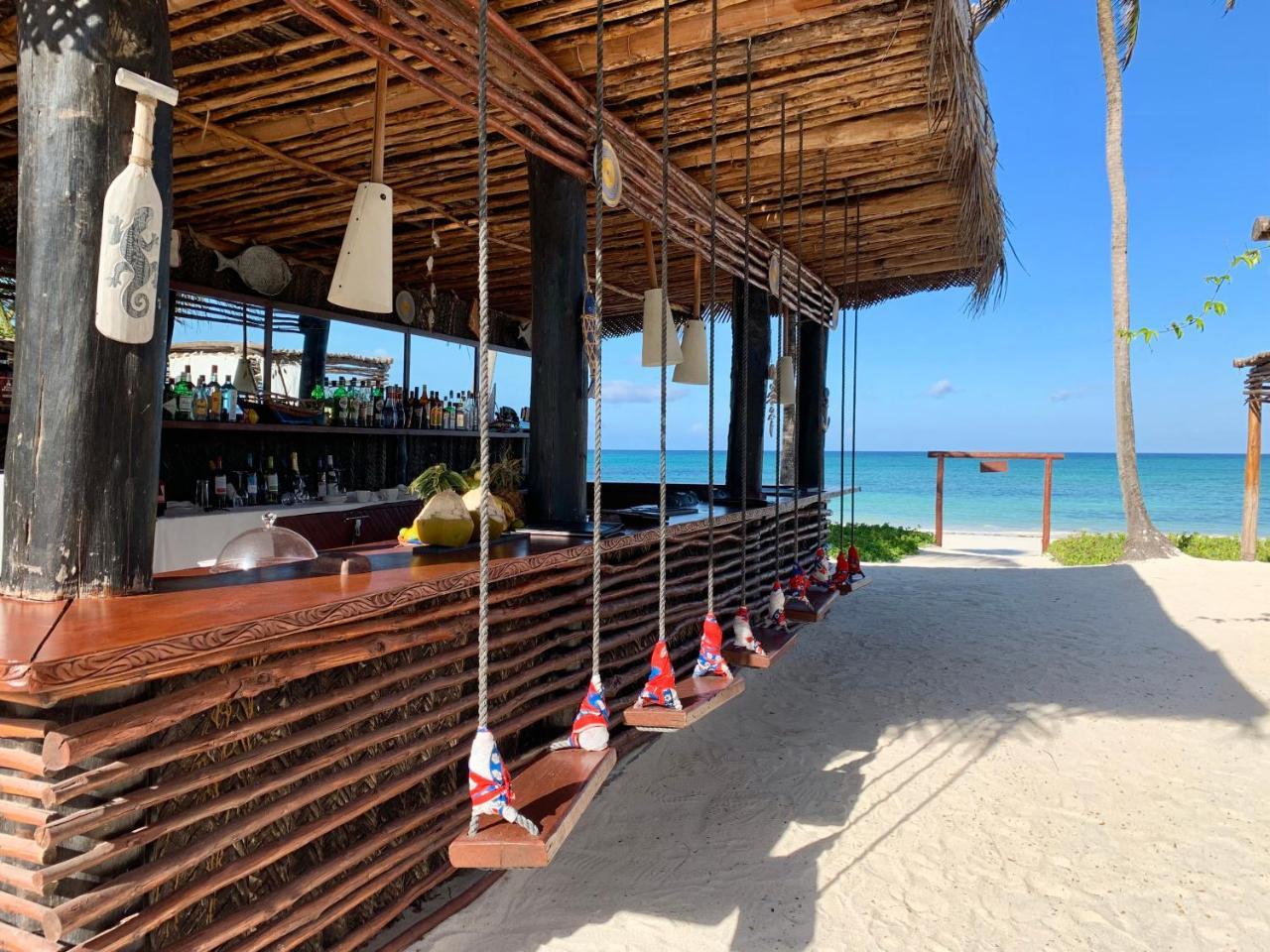 The Sands Beach Resort Бвейю Екстер'єр фото
