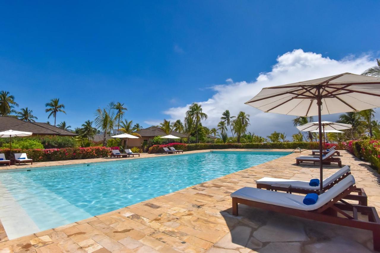 The Sands Beach Resort Бвейю Екстер'єр фото